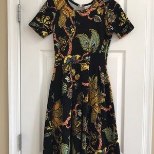 Lularoe XS Amelia Dress